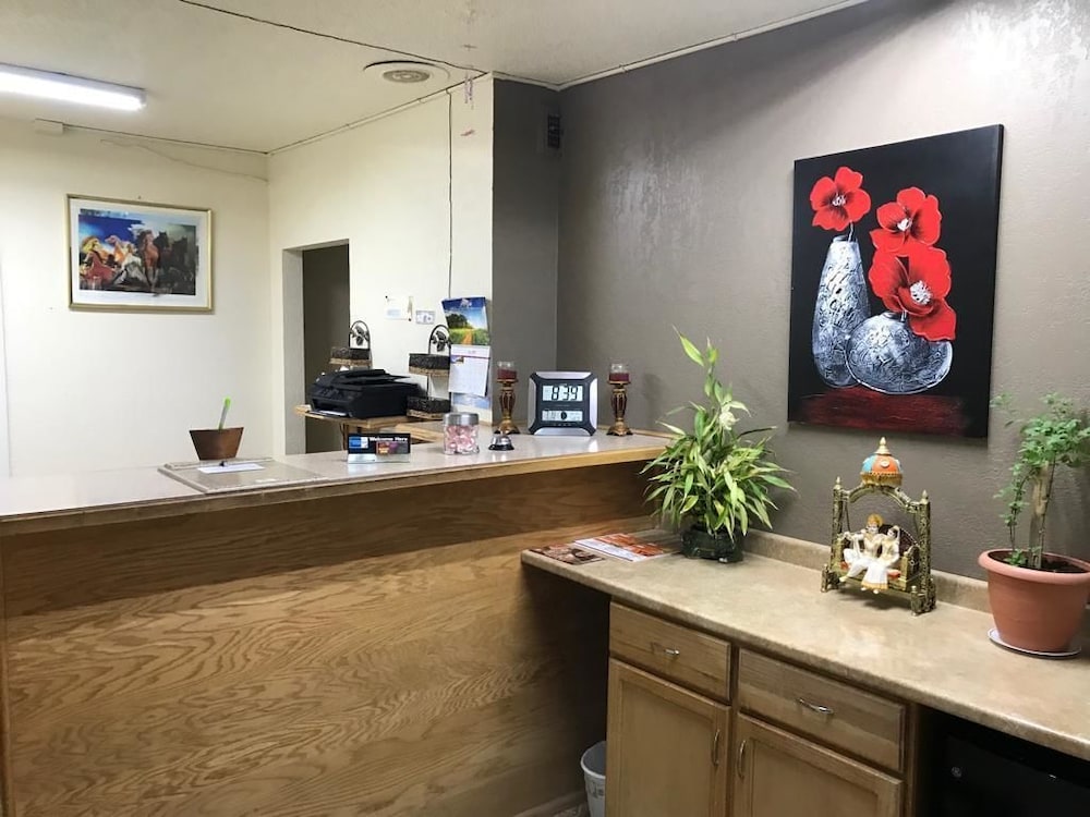 Budget Inn view 2
