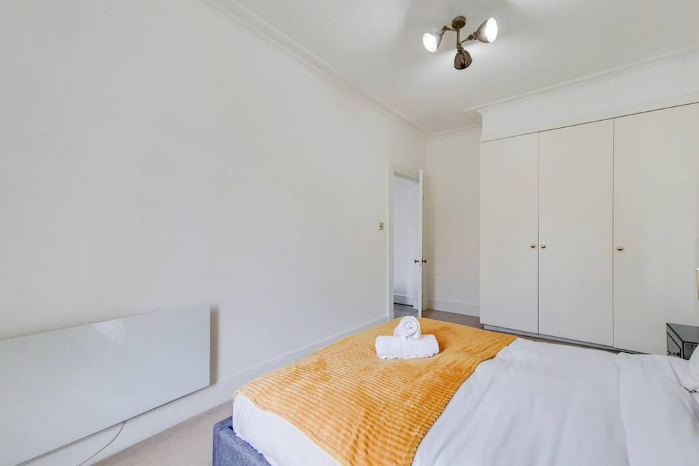 Amazing 1 Bedroom Apartment In Belgravia view 5