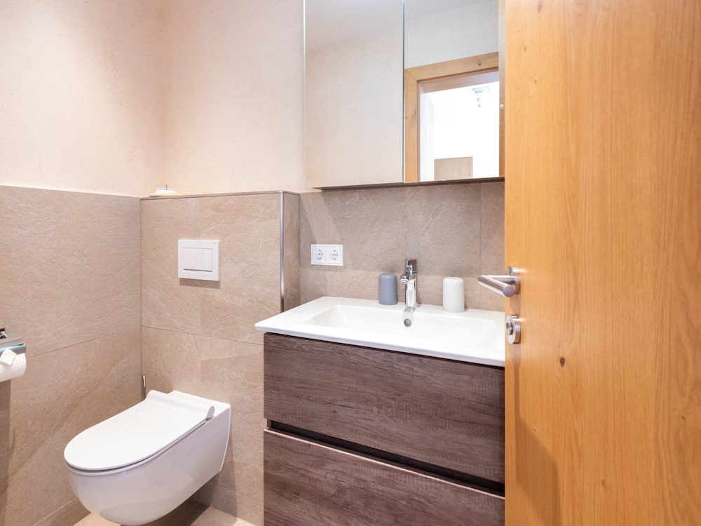 Spacious Holiday Apartment Near Kitzbuhel