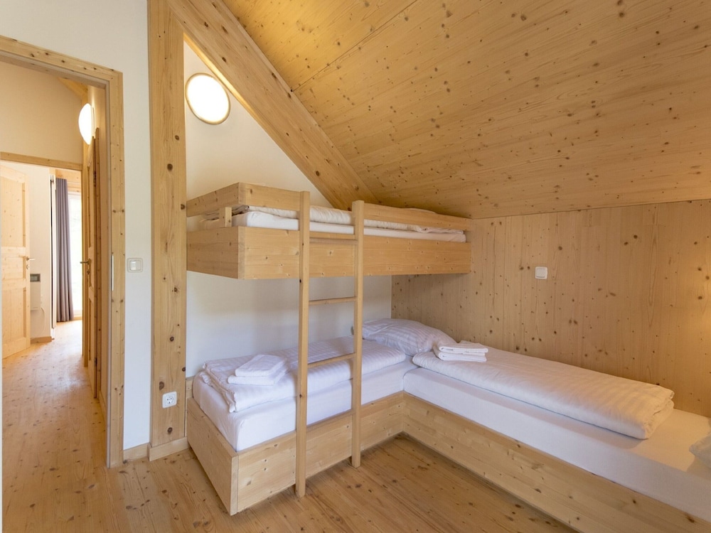 Inviting Chalet With Whirlpool