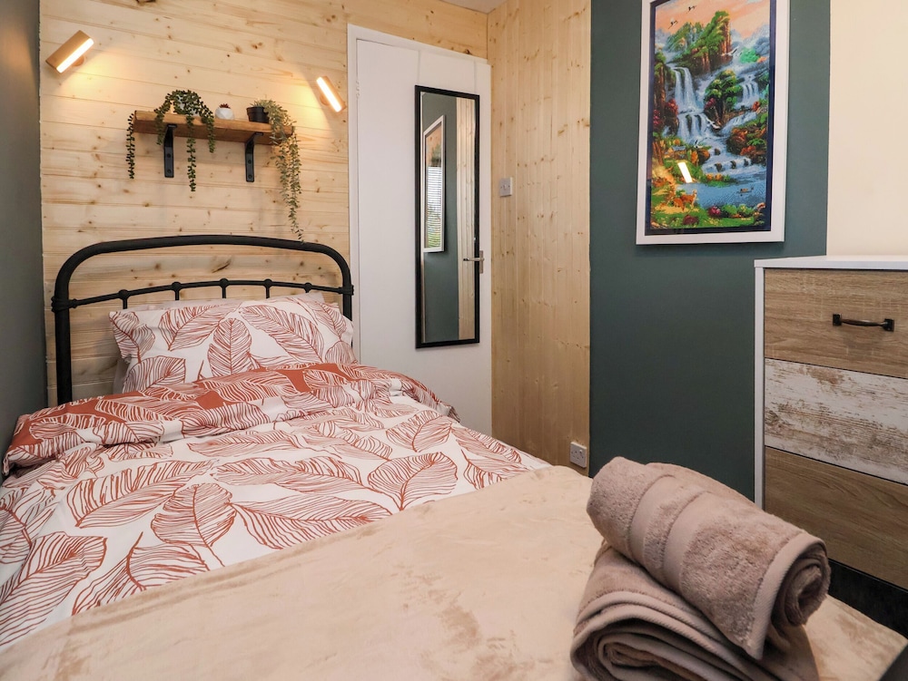Steam and Stay @ Hoole