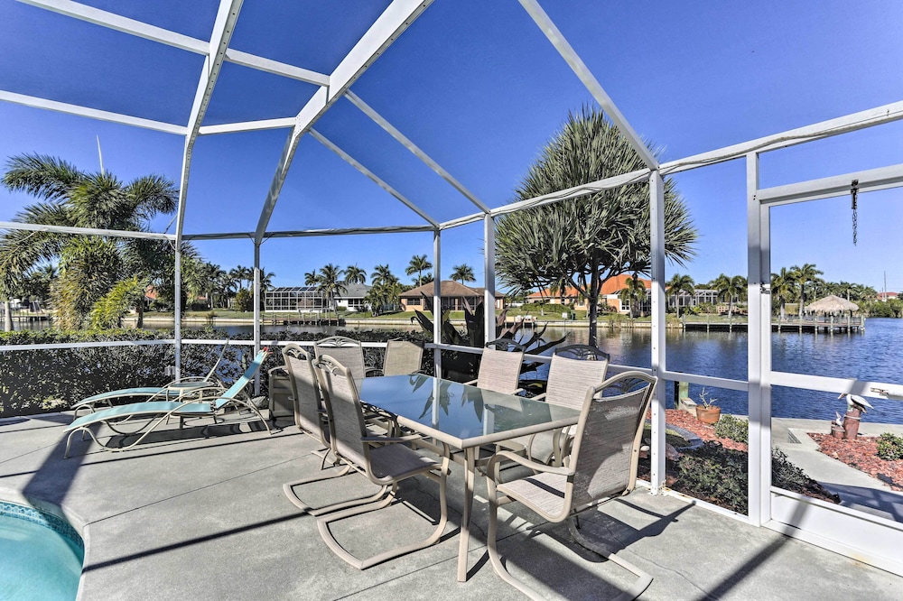 Private Dock: Canalfront Home in Cape Coral view 3
