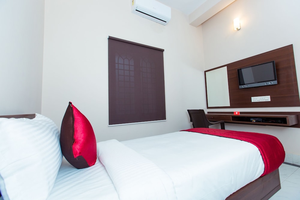 OYO 10789 Hotel Ranga Inn