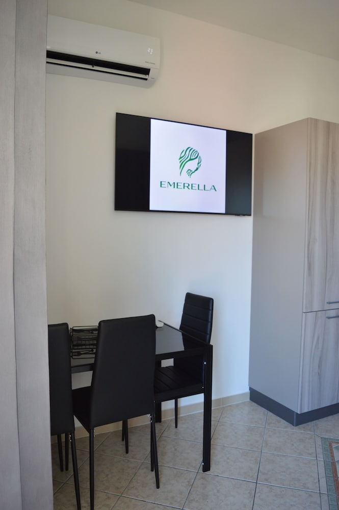 Emerella Guest House Siderno Beach