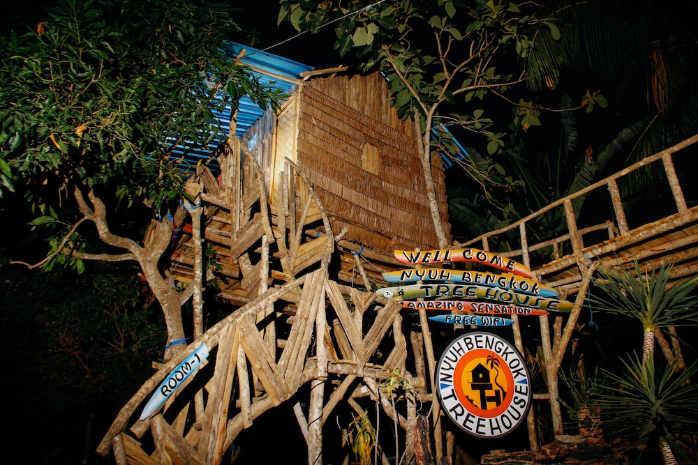 Nyuh Bengkok Tree House