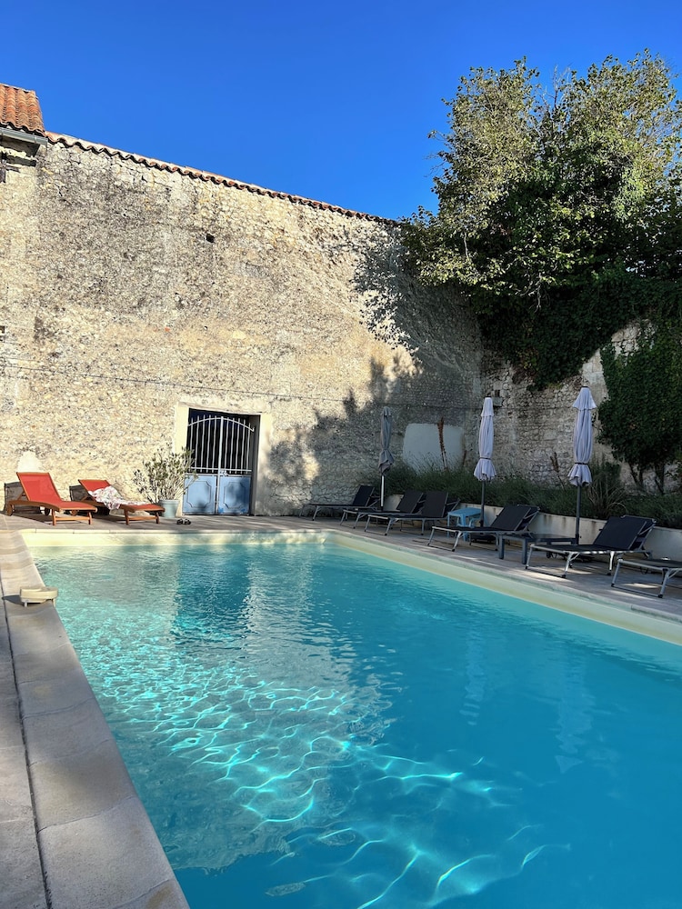 Le Patio Bleu