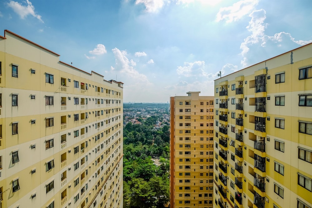 Cozy And Warm 2Br At Kebagusan City Apartment view 2