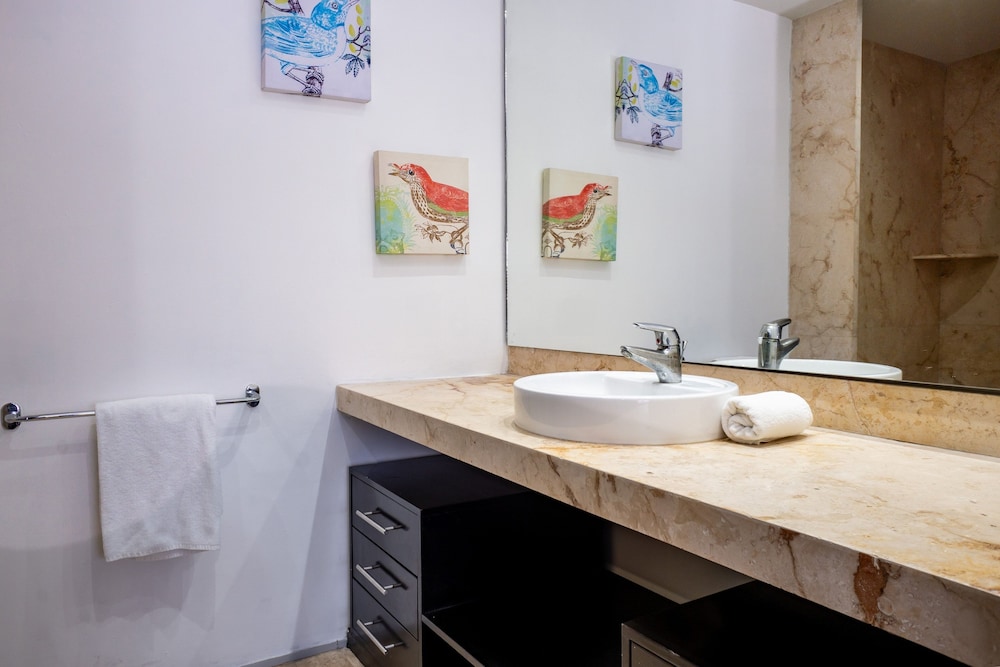 Magia Playa Penthouse 2d 3 Bedroom Condo