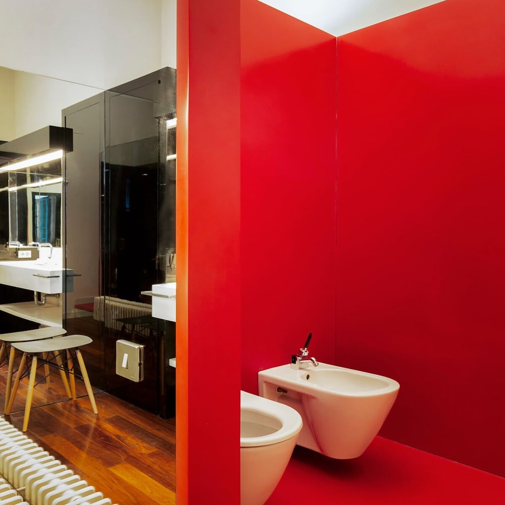 Artist Modernist 3-br Gem Next to Paseo de Gracia