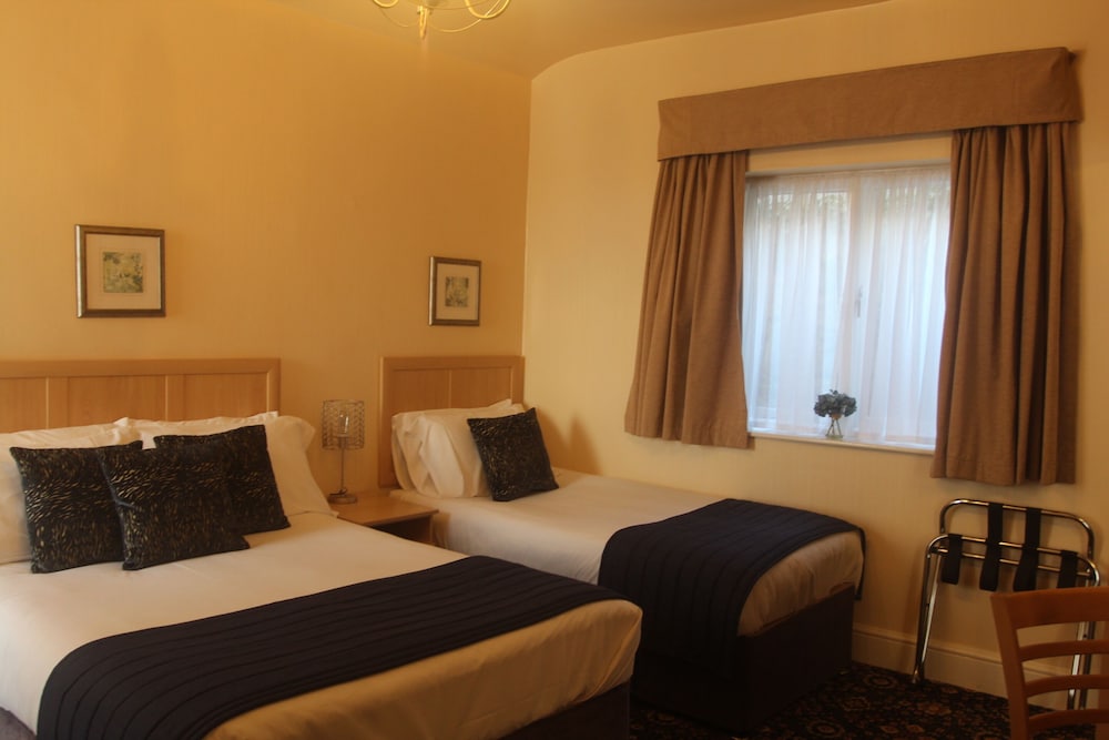 Bryn-Y-Mor Hotel