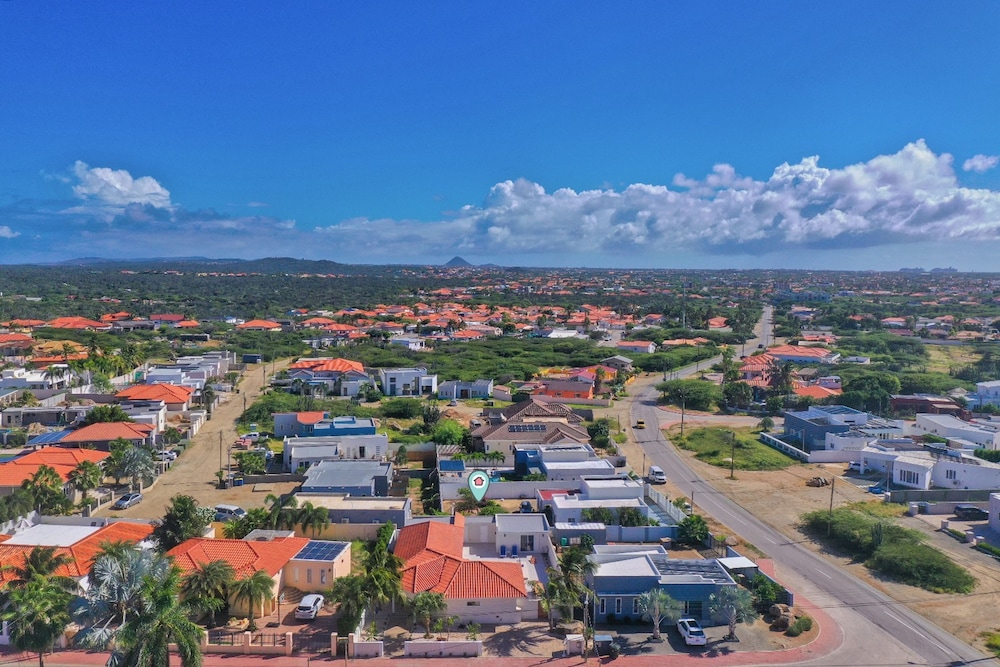 Breathtaking Prvt 4BR Pool Villa 5 Min to Beach