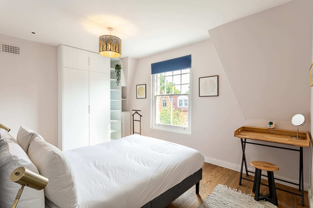 Amazing 2 bed Maida Vale Apartment w/ Patio