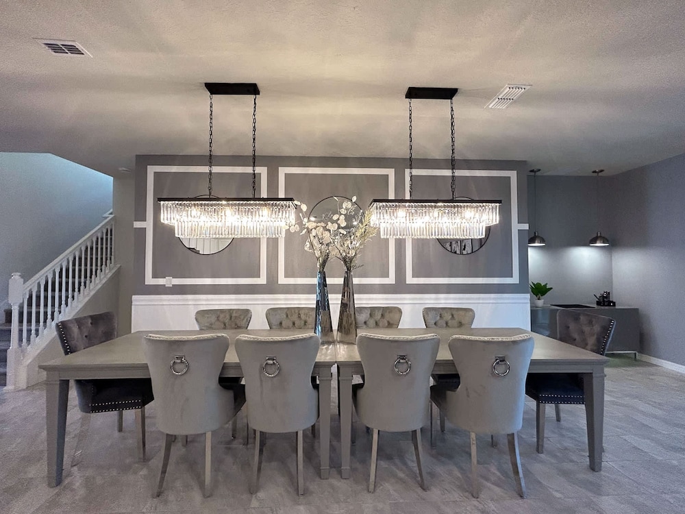 Upstay 20 Guest Capacity Mansion Near Disney