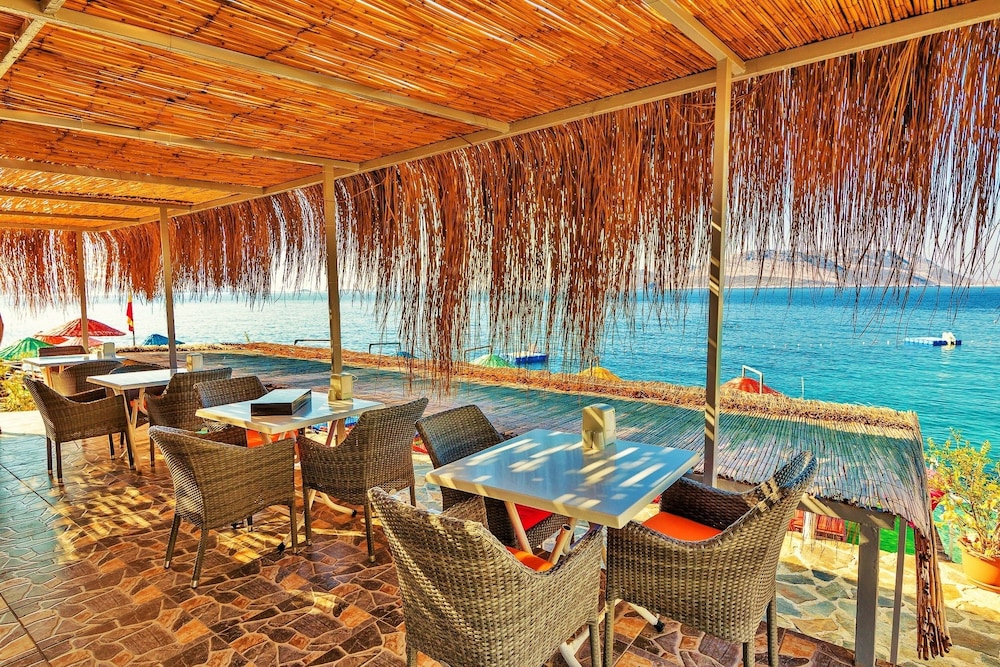 Amphora Otel - Image 46