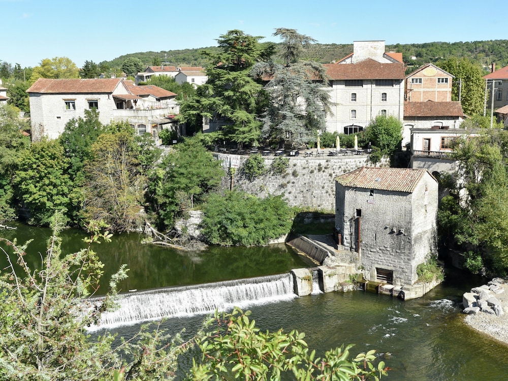 Splendid Holiday Home in Vagnas With Private Swimming Pool