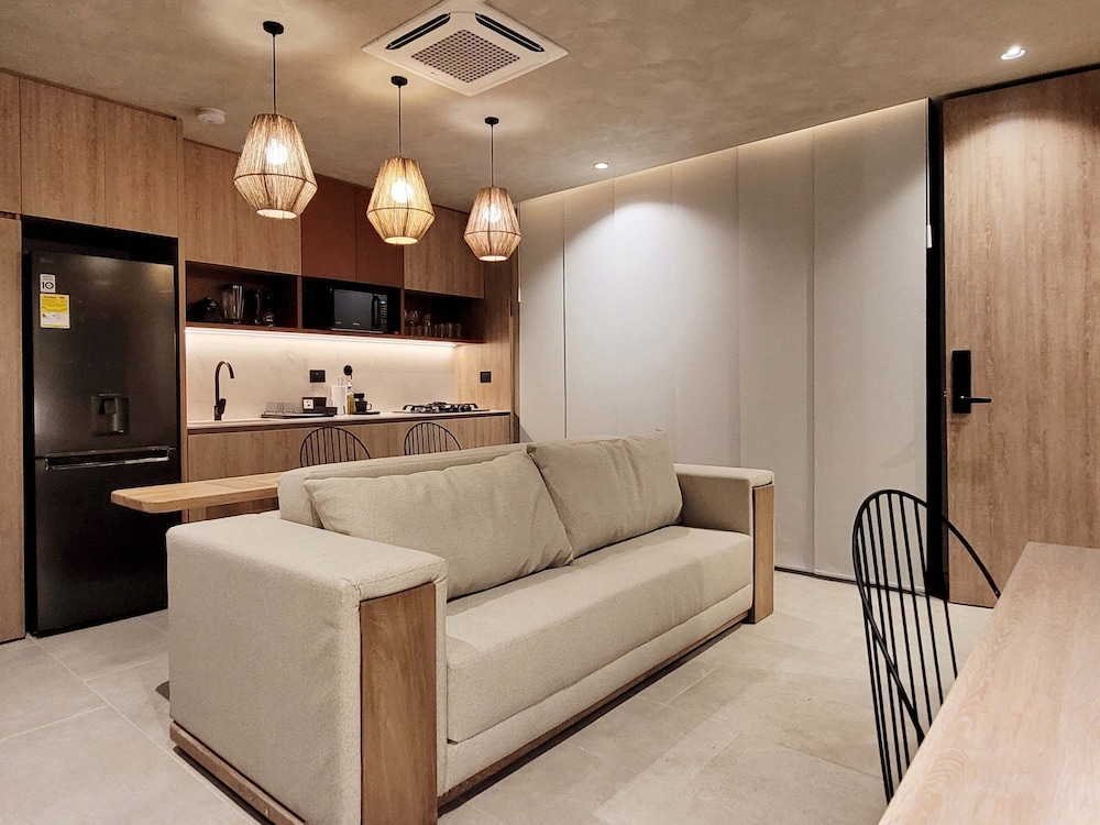 w Modern 2BR Escape in El Poblado