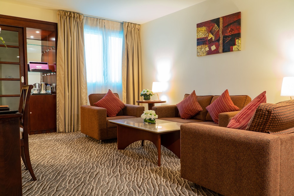 Abu Dhabi Vacations - Al Ain Palace Hotel - Property Image 14
