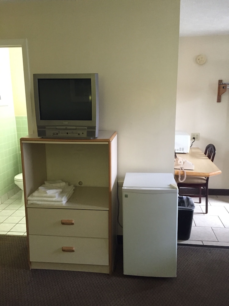 Double A Motel