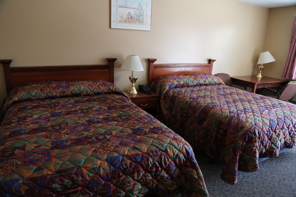 Prince Albert Vacations - Twilite Motel  RV Park - Property Image 3