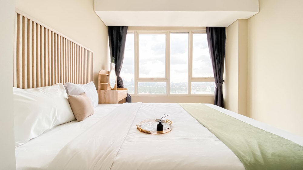 New Furnished and Homey 2BR Apartment Nifarro Park