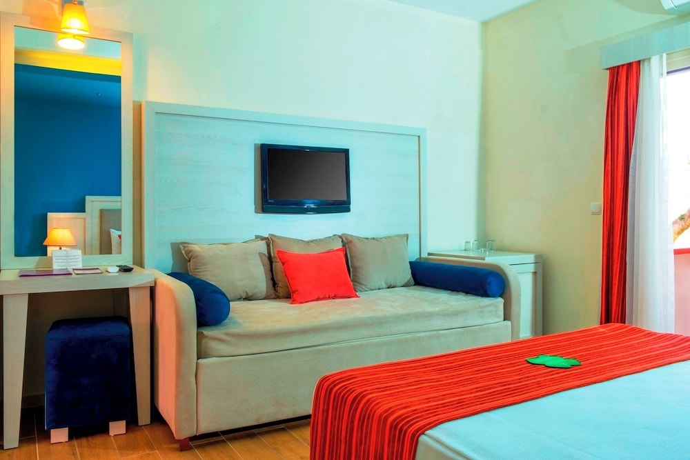 Queen's Park Resort Göynük