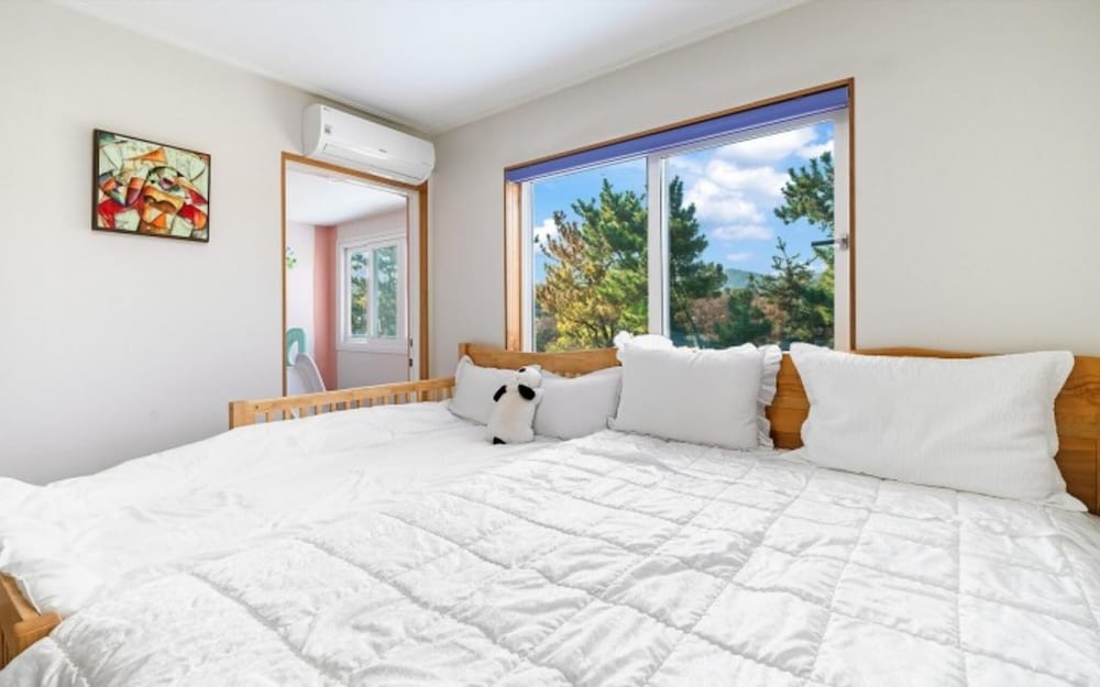 Gyeongju Camino Pool Villa Pension