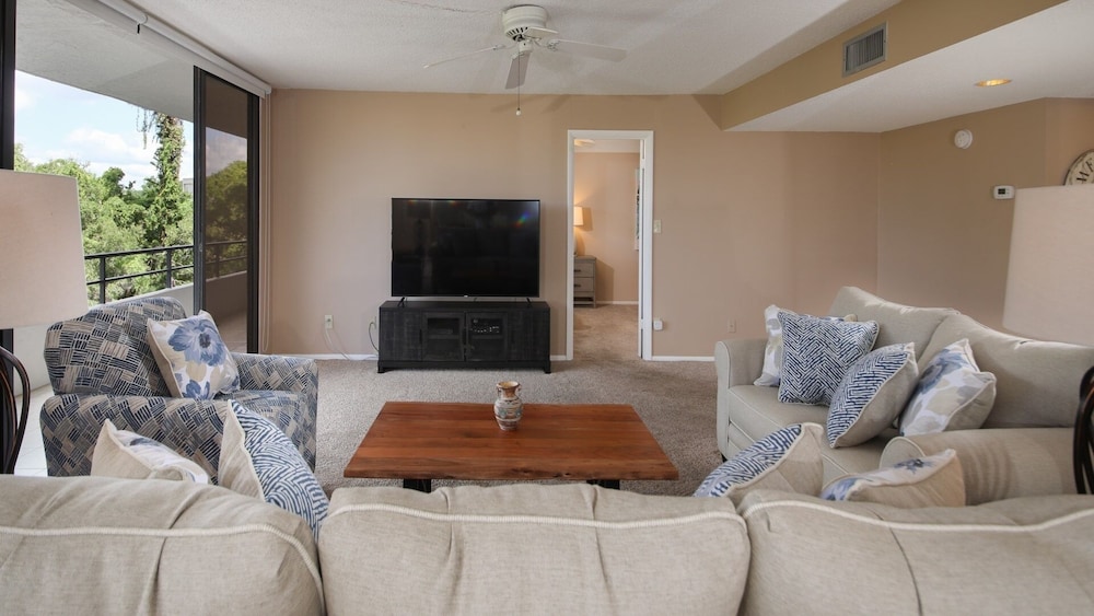 Anchorage Resort 3 Bedroom/3rd Floor Condo with Balcony 3 Condo