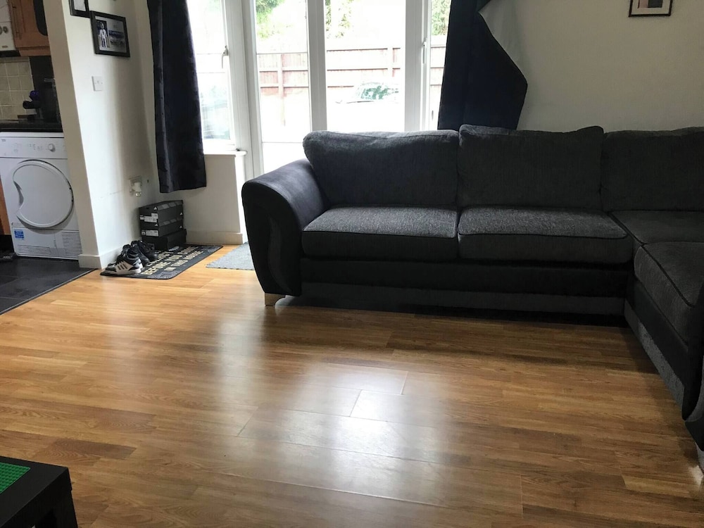 Ground Floor Flat Near Beach