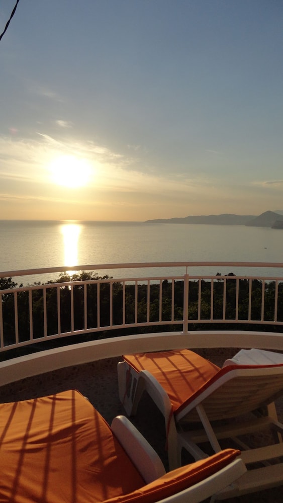 Sunset Residence