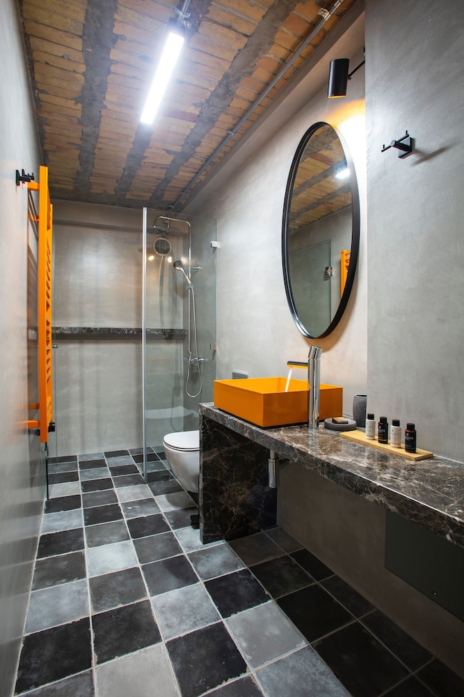 The Foundry Suites