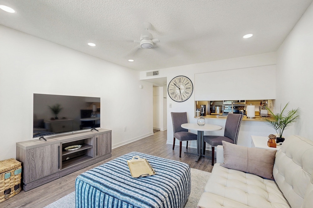 55+ Condo w/ Balcony & Mtn Views, Shared W & D