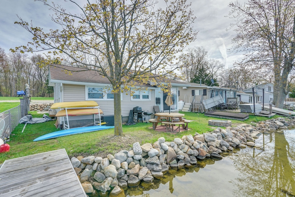 Lakefront Gem w/ Watercrafts & Dock in Coldwater!