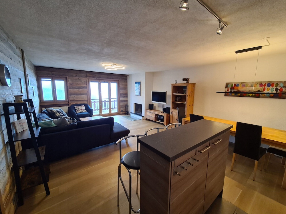 Mountain Apartment With Parking