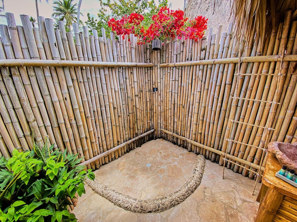 Hotel Isla Mucura