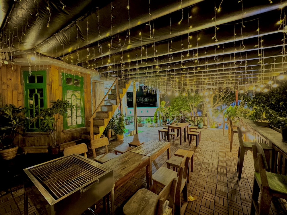 My Stay 1 Le Van Tam