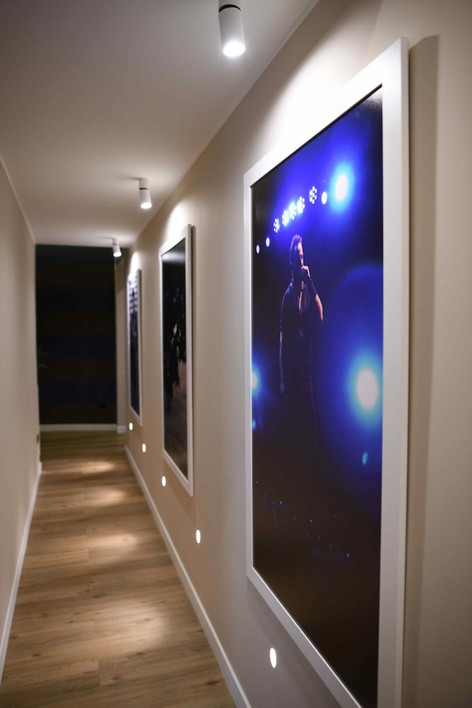 50 Suite Guesthouse