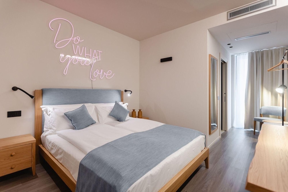 Terra Hotel Tirano