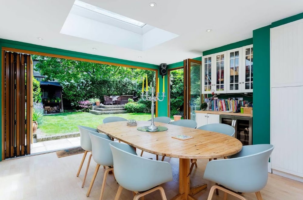 outdoor bbq area