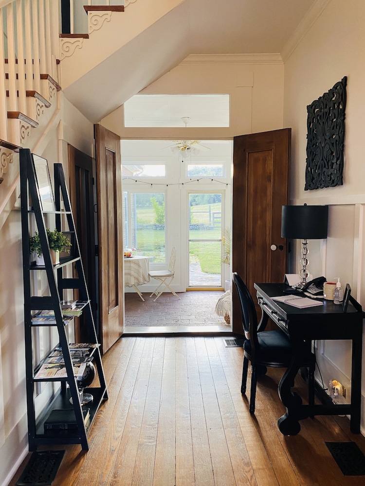 The Hopestead Bed & Breakfast view 2