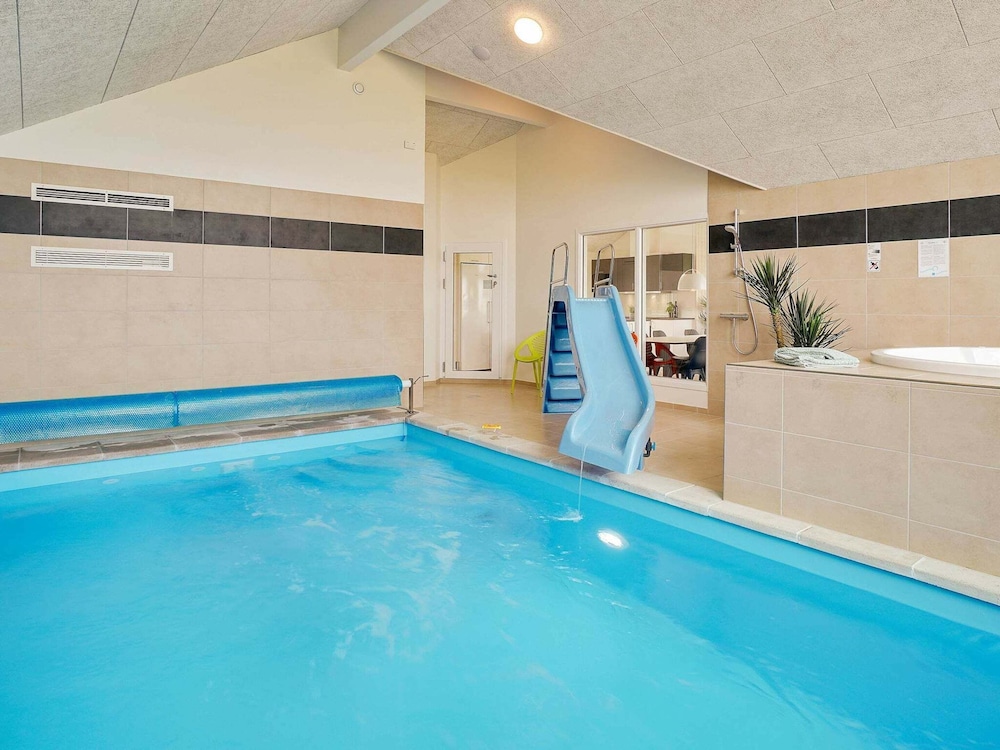 18 Person Holiday Home in Bogense