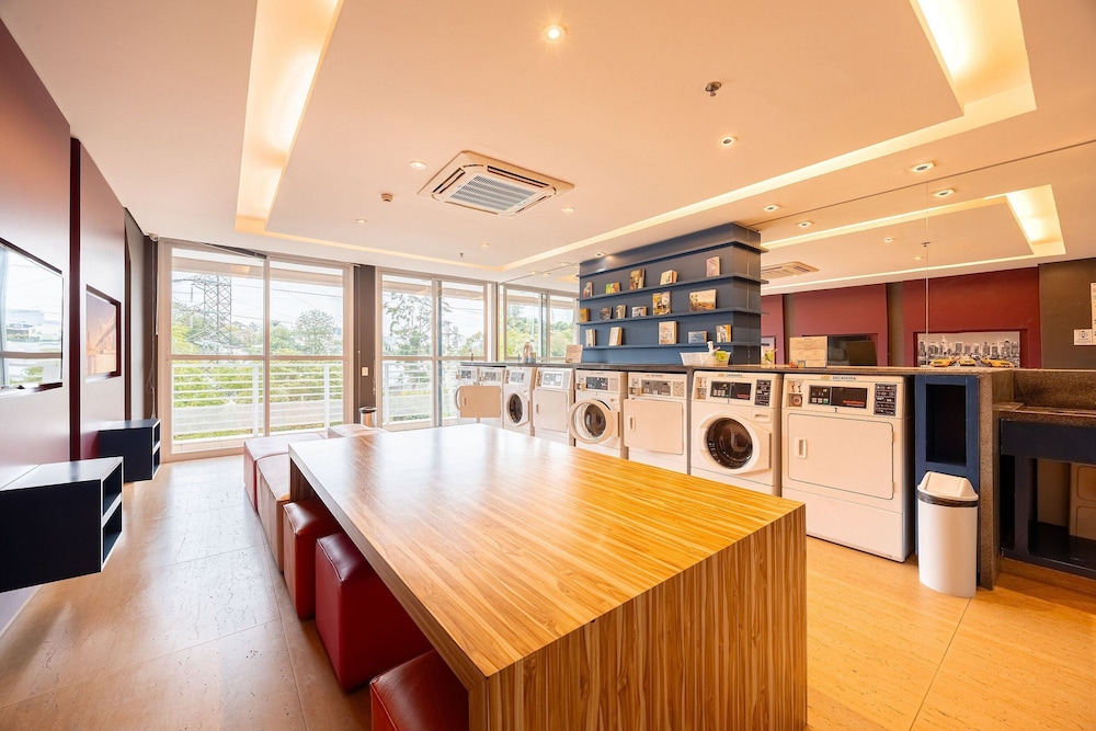 Premium Modern Studio in Alphaville