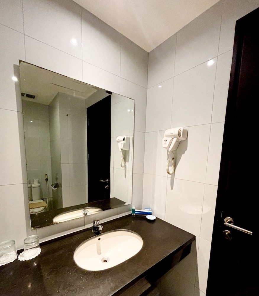 Hotel Brothers Solo Baru