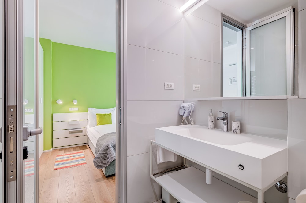 Pomak Luxury Rooms