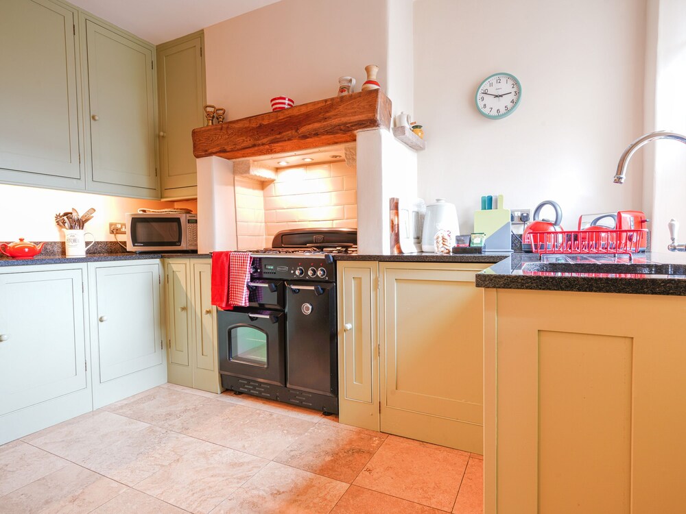 Cloudberry Cottage view 4