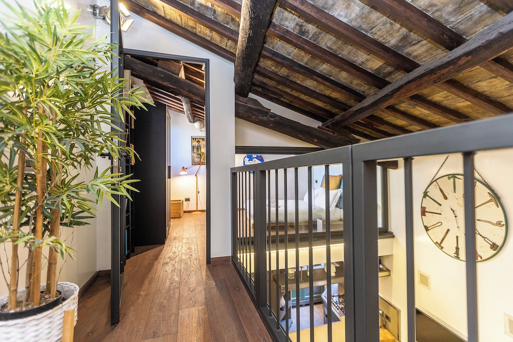 Mou House Trastevere