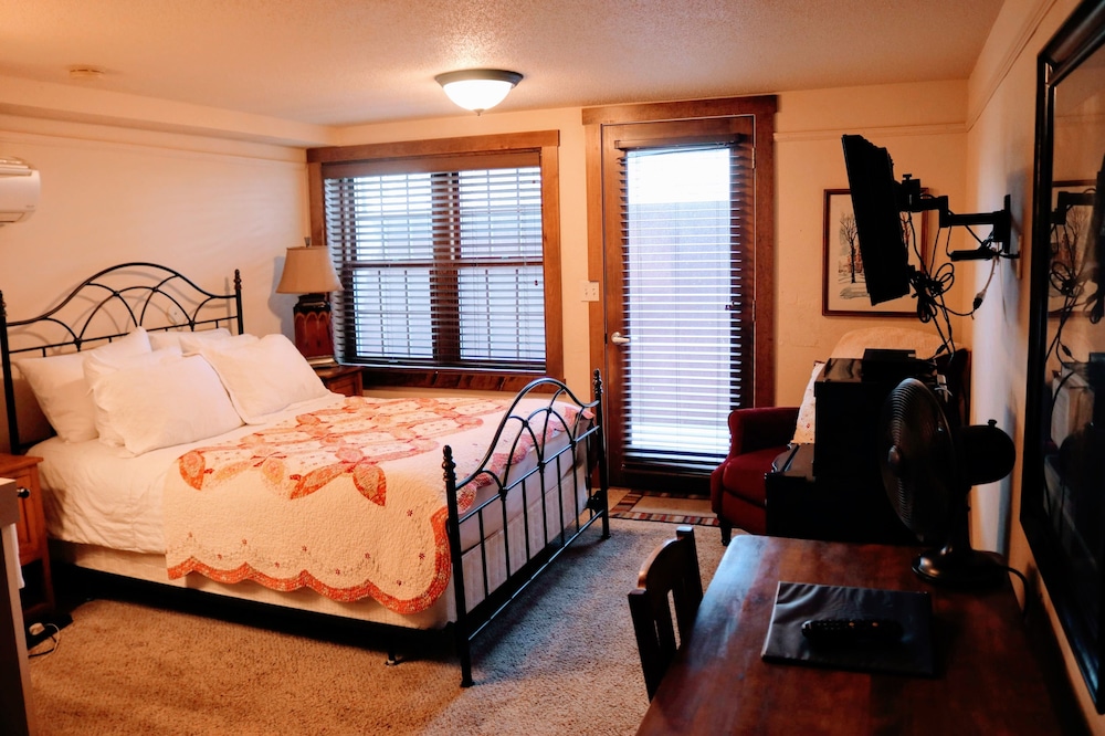 Photo 8