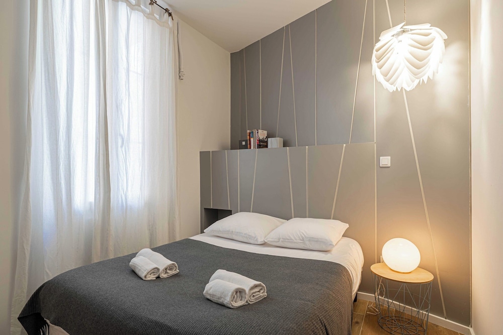 Luxurious Flat in the Heart of Cannes view 3