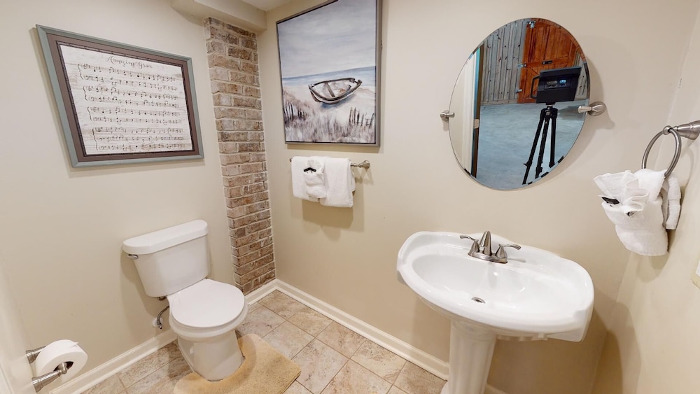 The Pelican House by Tybee Vacation Rentals