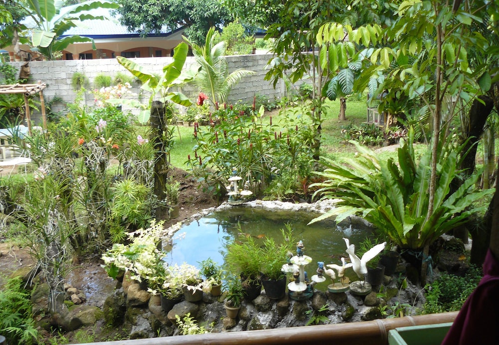 Little Bridges B&B