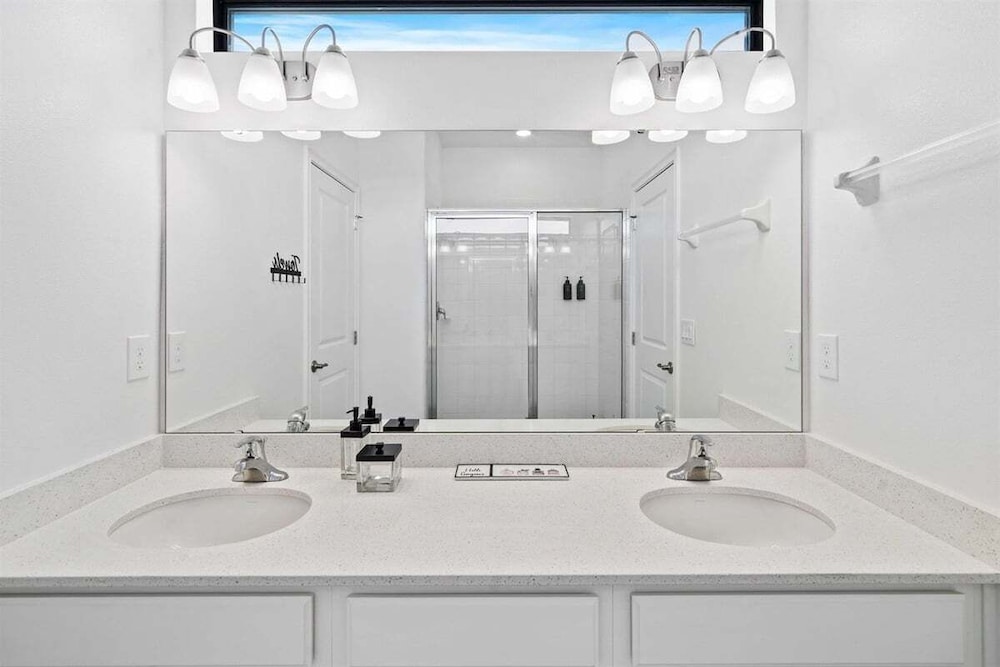 Watersong Swanky